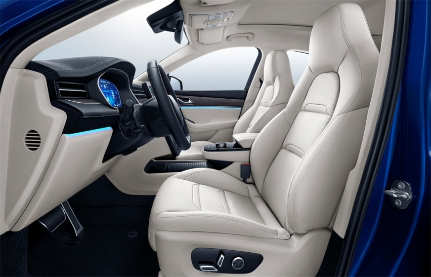 15万买増程式SUV 省油又跑得远 不香吗？