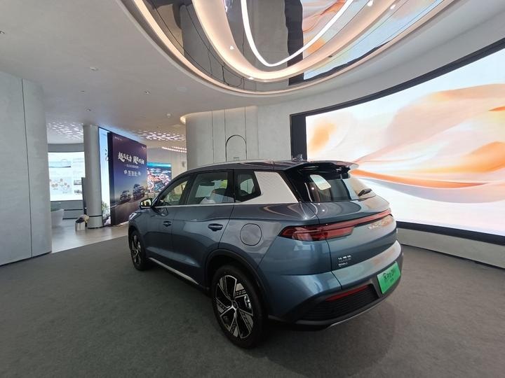 中国第一“卷王”，油电同价13.58万元起！