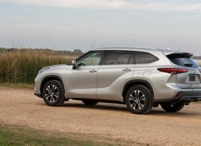 2020款丰田汉兰达海外上市！ 搭载3.6L V6+四驱