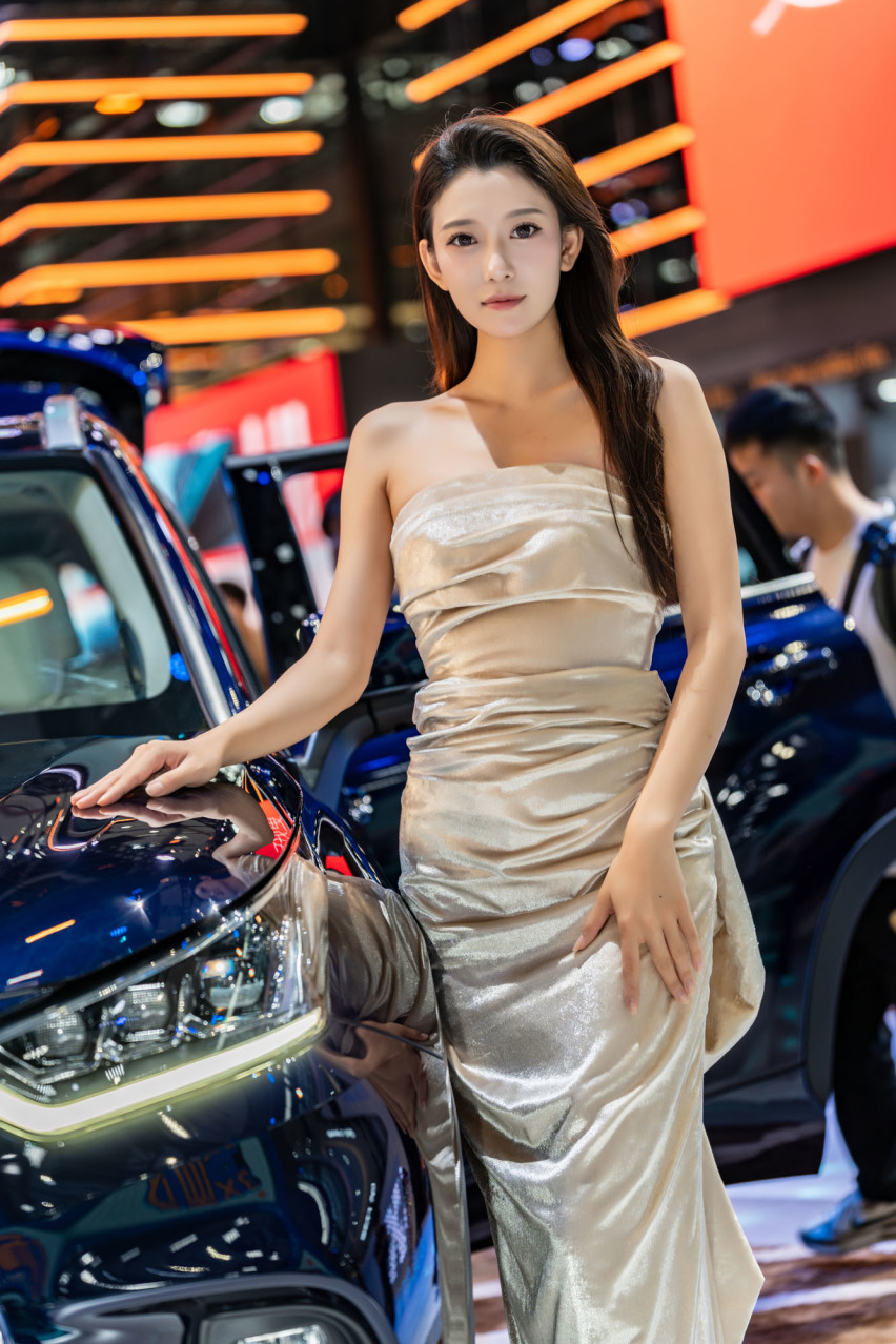 2024广州车展小姐姐大合集！是真男人就坚持到最后一张！