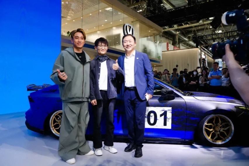 宠粉玩流量，长安第二代UNI-V智电iDD 11.49万起售