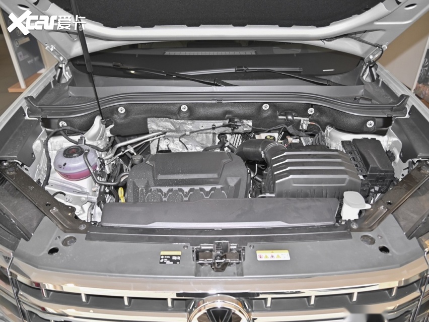 国产标杆级中大型suv领克09竟然要击败大众途昂