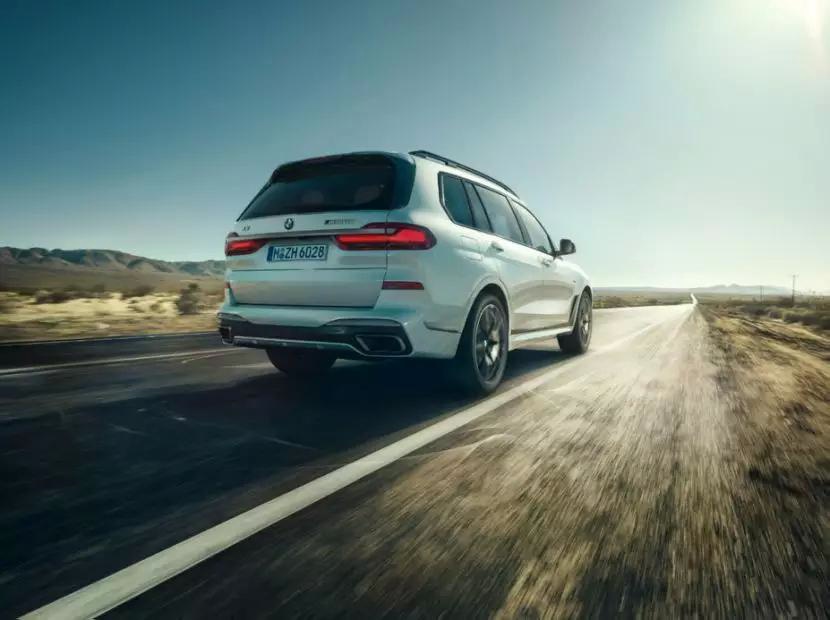 百公里加速4.7秒，宝马X7 xDrive M50i正式发布