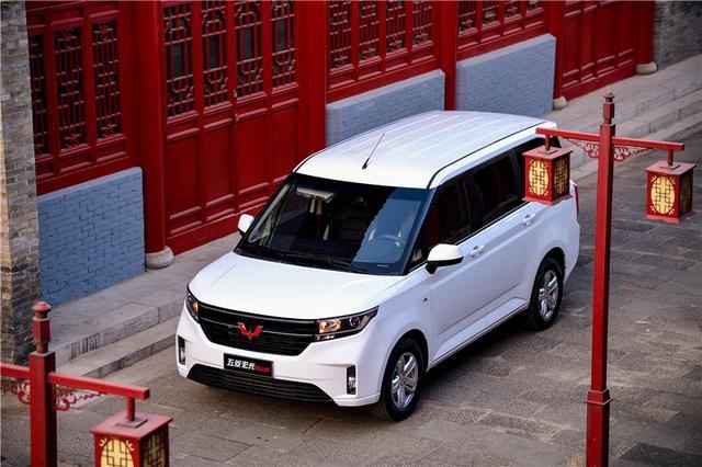 “神车”五菱宏光PLUS会装，好装，好会装！
