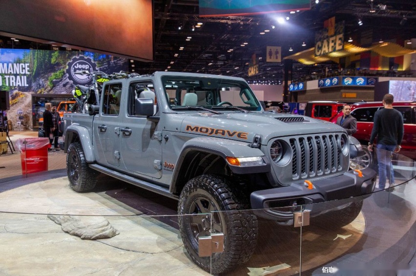 2020-jeep-gladiator_100735179_h.jpg