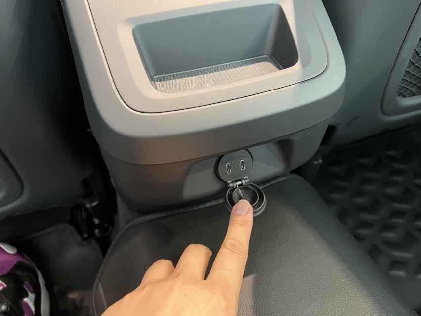 探店沃尔沃S60,直降6万多,全系2.0T+48V轻混,安全配置齐全