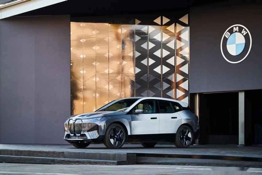 新技术｜从会变色的BMW iX Flow，看宝马最新数字化成果