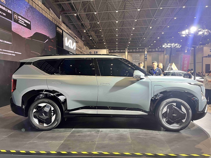 2023海口国际车展：EV6上市、EV5预售，起亚电动化转型迈上新征程