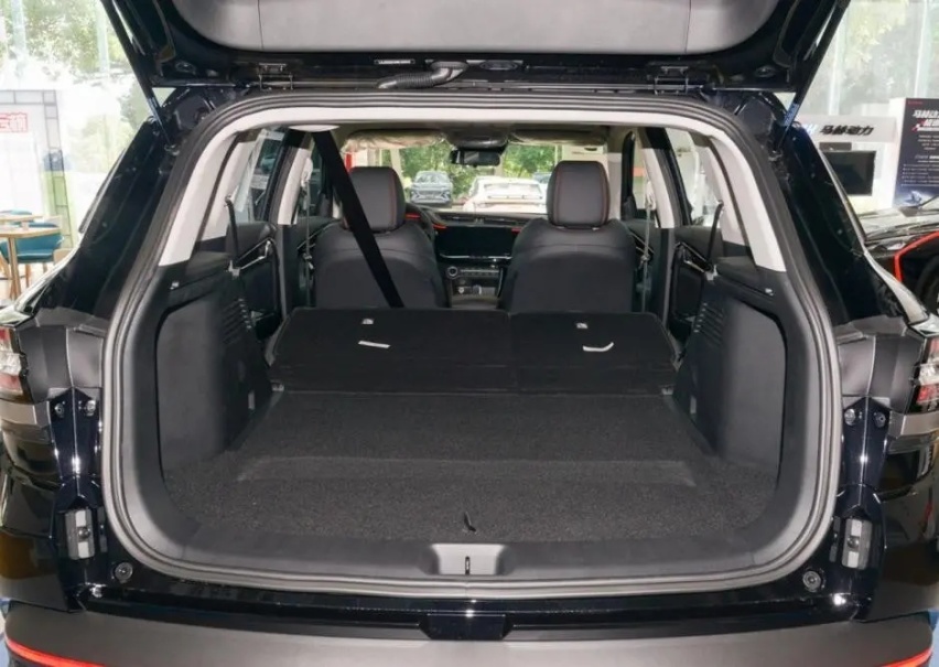1.5T、6.6L油耗的国产SUV，风神AX7马赫版能否脱颖而出？