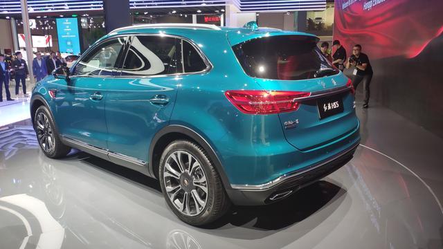 上海车展:红旗HS5实车