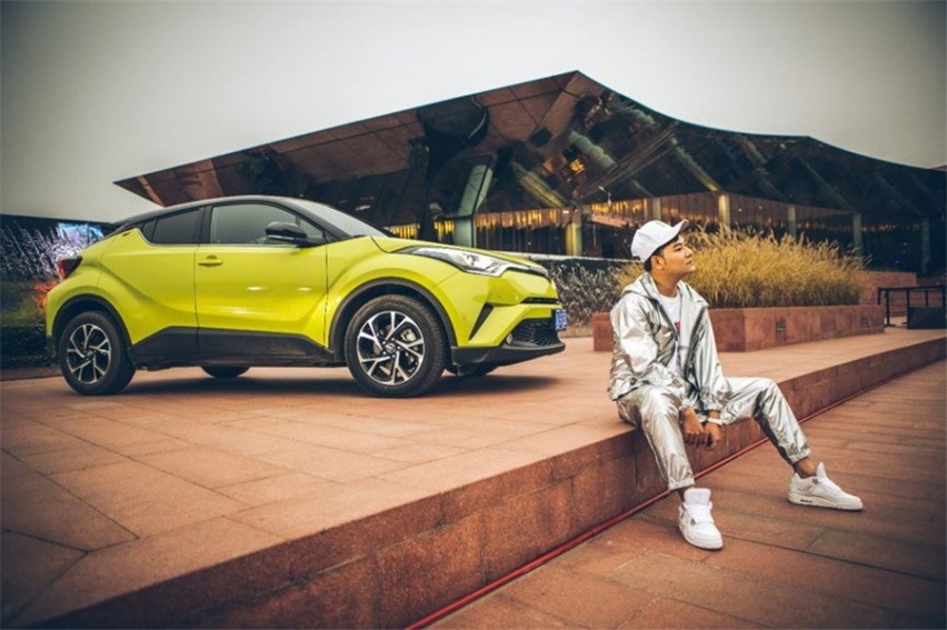 这台15万的SUV，或许能帮你逃离城市…