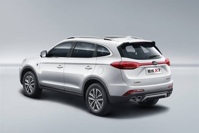轴距达2750mm，江淮全新SUV嘉悦X7官方曝光