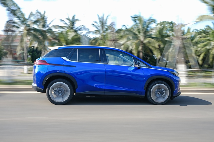 试驾17万起全新SUV 实力拔尖！不愧是广汽新能源最新力作