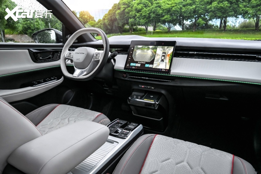 "超值"体验 刷新纯电动车价值标准 试驾东风本田猎光