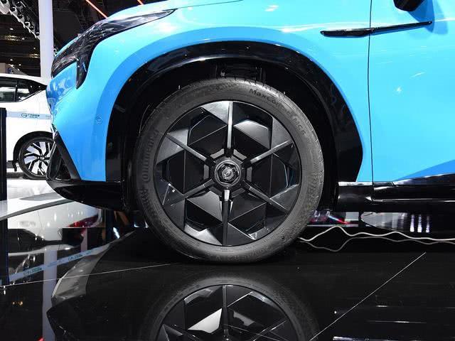 广汽新能源又推新车，将于9月底正式上市，百公里加速仅需3.9