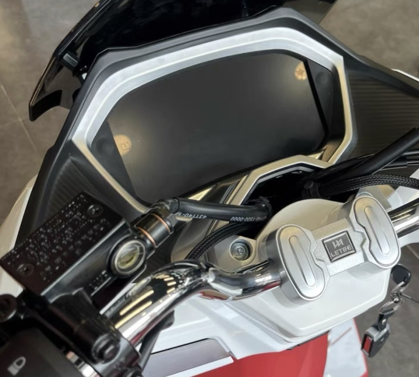 老厂制造！高配低价代表车型：原创外观，ABS+TCS，续航350km