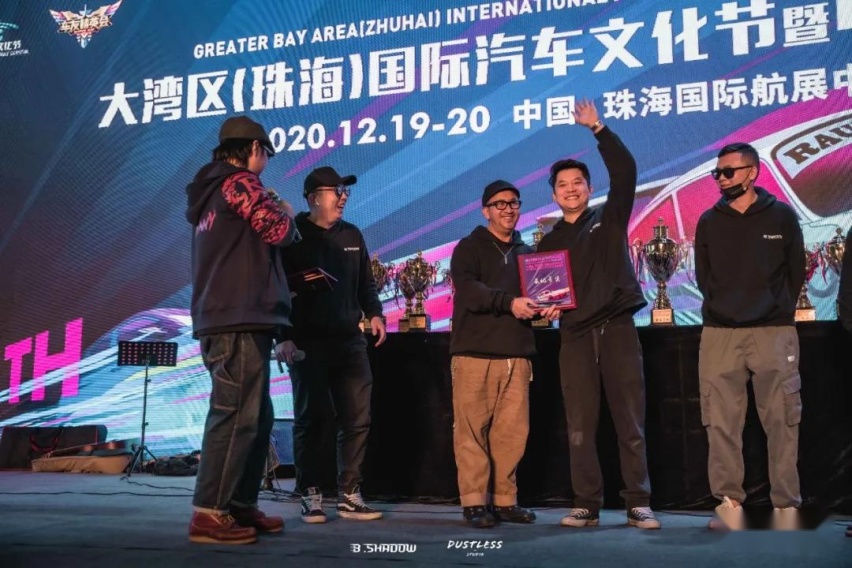 听说金杯海狮可以一次载8个妹妹，到底可靠吗？