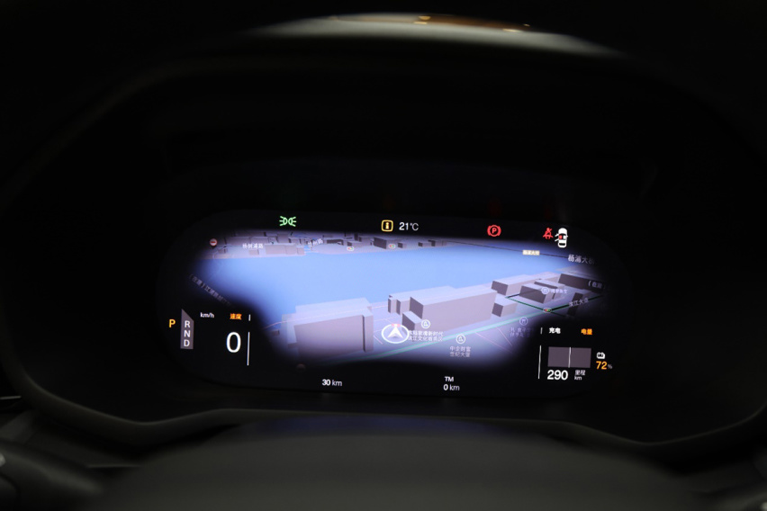 【帮你选车】4.7秒破百，电动车界的清流，极星2到店实拍
