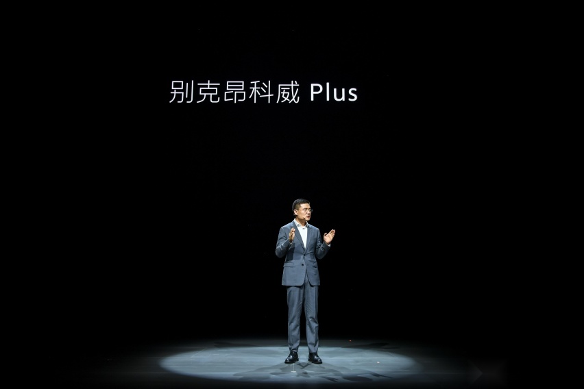 别克昂科威Plus上市，22.99万起，就问新汉兰达慌不慌？