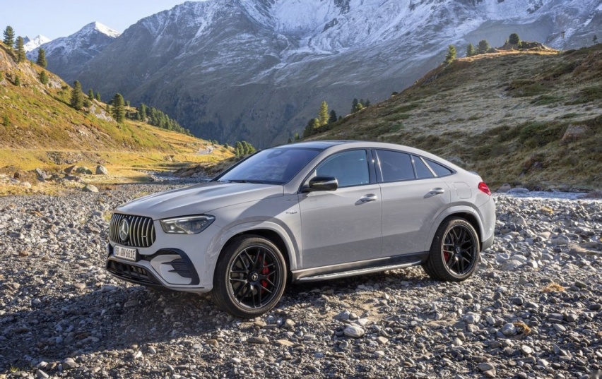 攻击十足，奔驰AMG GLE 53 Hybrid Coupe官图发布