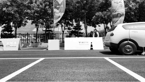哪吒U上路实测 二线新造车里为何哪吒卖的最好？