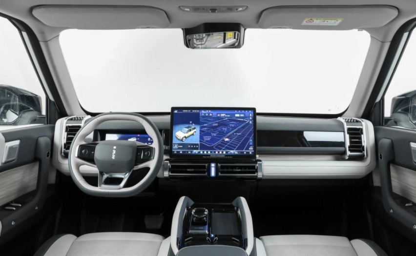 iCAR 03，10.98万元起价的“方盒子”电动车，蜂窝铝底盘