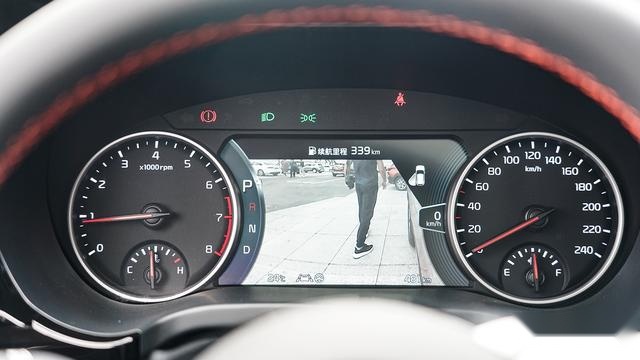 最会玩“性价比”的韩系车，10万出头给你这台SUV