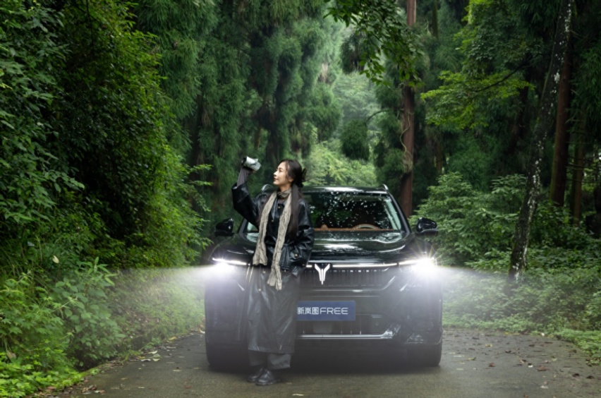 同步劲增近一倍，岚图汽车9月交付超5000台，新岚图FREE好评不断