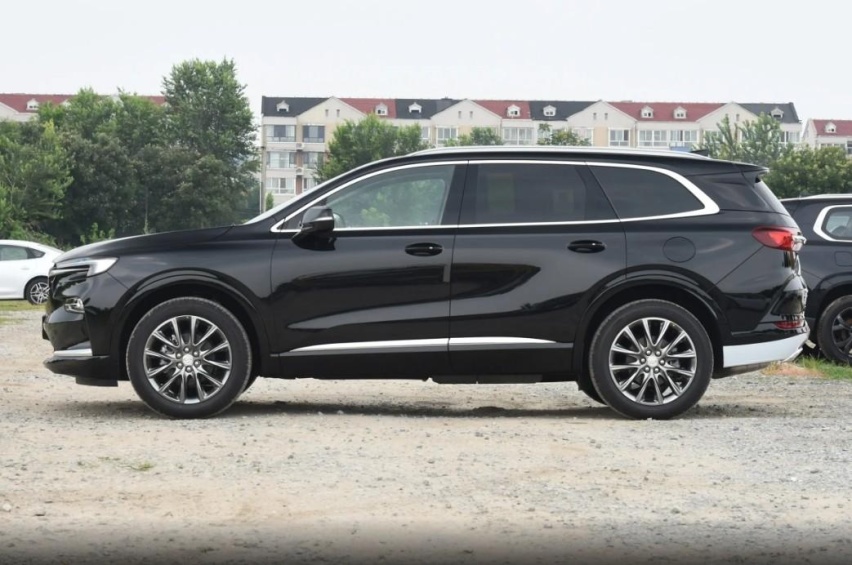 家用首选的中大型SUV，配2.0T+9AT，降幅6.5万，别克昂科旗不