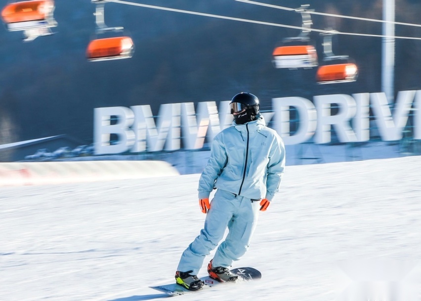 人生绕不过的纯电驾驶者之车 2022年BMW北区雪季电动驾控体验营