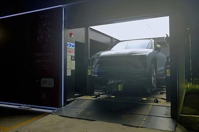 【30万纯电动】选668km续航的特斯拉Model 3还是420km的蔚来ES6？