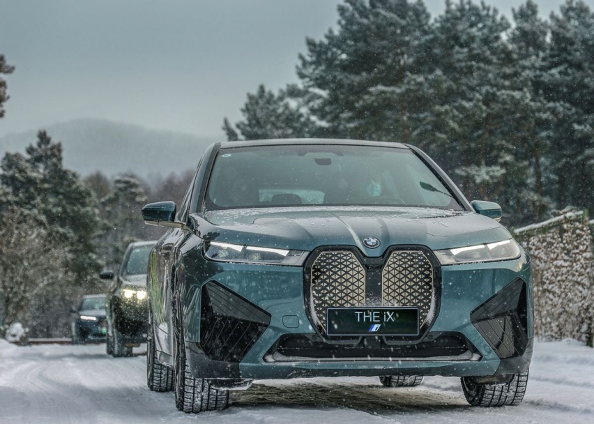 人生绕不过的纯电驾驶者之车 2022年BMW北区雪季电动驾控体验营