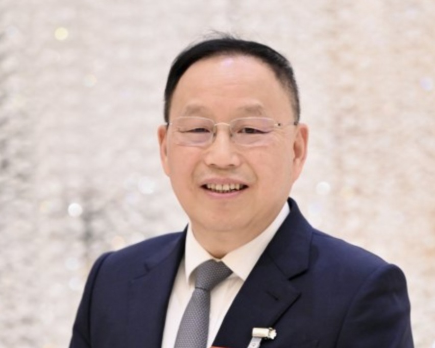 中国汽车出海，N个“该怎么办”