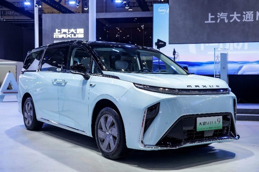 上汽大通MAXUS“大型纯电性能皮卡”GST概念车上海车展首发亮相