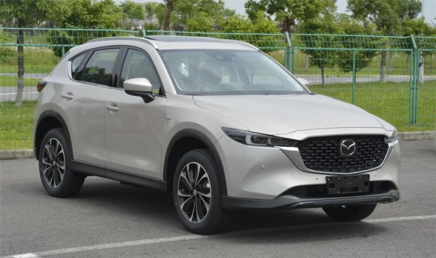 马自达新款CX-5官图发布，小鹏P5、哈弗新款H9上市…丨今日车闻