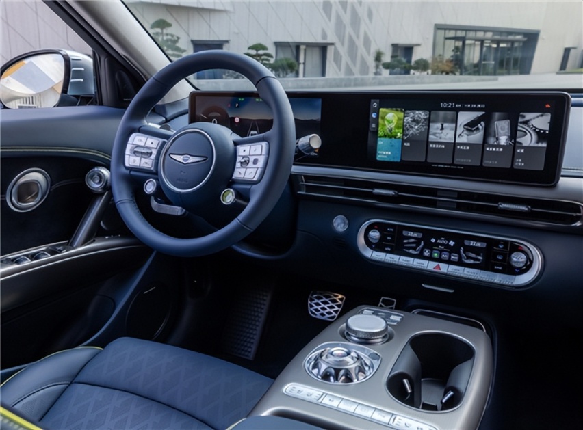 28.68万元，2024款捷尼赛思GV60上市，两种动力，竞争Mode