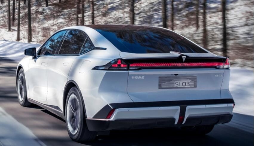 瞄准Model 3：最高续航1200km，长安深蓝SL03售16.89万元起