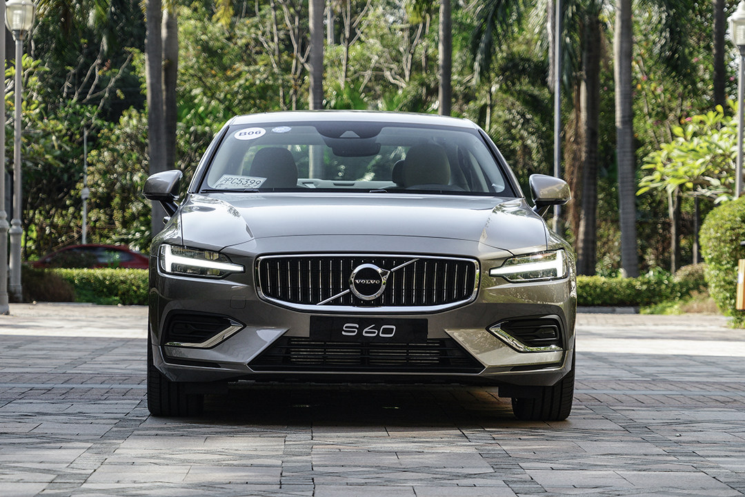 2.0T+8AT���@�_B��܇���ºÿ����ֵ�]�������������У�