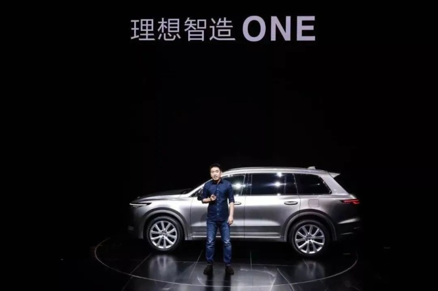 李想曝光MEGA造型设计，网友为何直呼“跳楼款”？