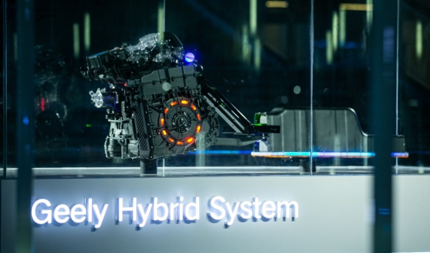 星越L再出雷神Hi·X油电混动版，能否成为混动SUV“颠覆者”？