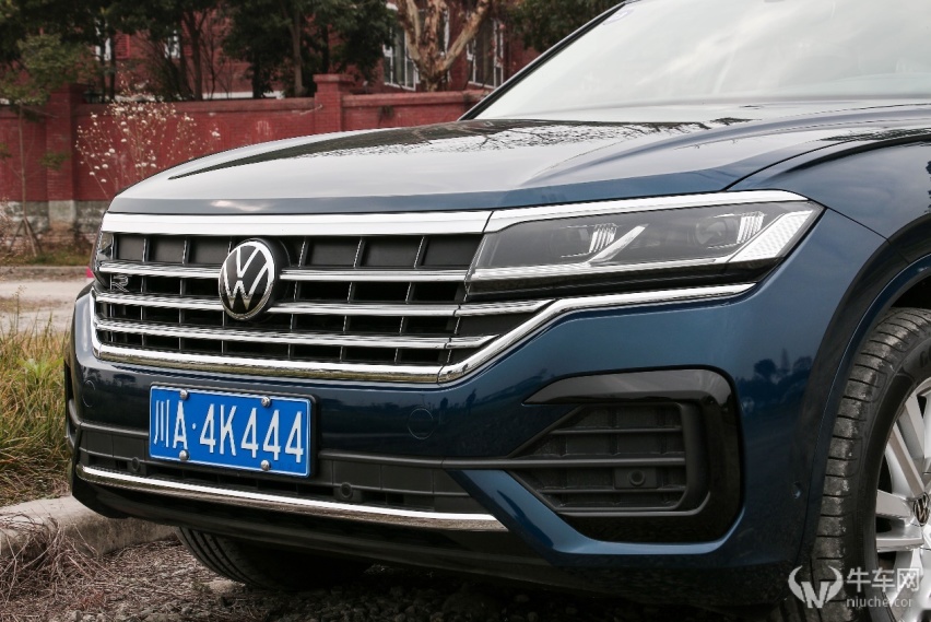 如何低调诠释旗舰基因？试驾大众进口途锐2.0T