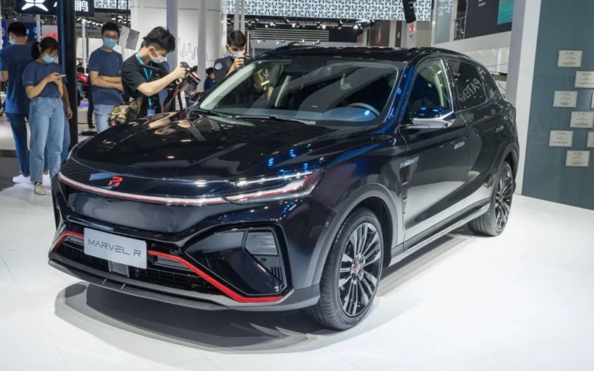 5G汽车能怎么玩？掏出22万元我告诉你