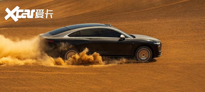 岚图追光L携八大旗舰科技颠覆上市 破晓豪华新局