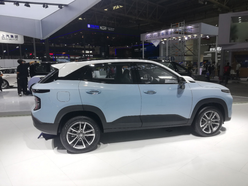人见人爱的小型SUV，新宝骏RS-3亮相北京车展