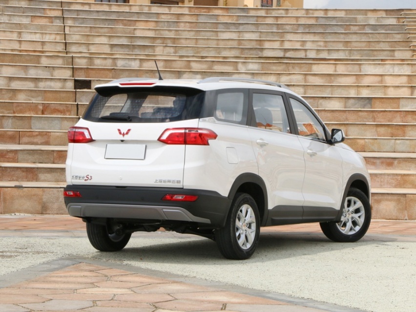 预算8万的7座SUV，苑叔聊五菱宏光S3哪款值