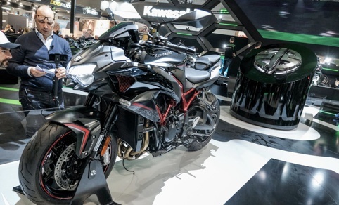 2019米兰车展，街道增压狂徒，2020川崎Z H2暴力登场