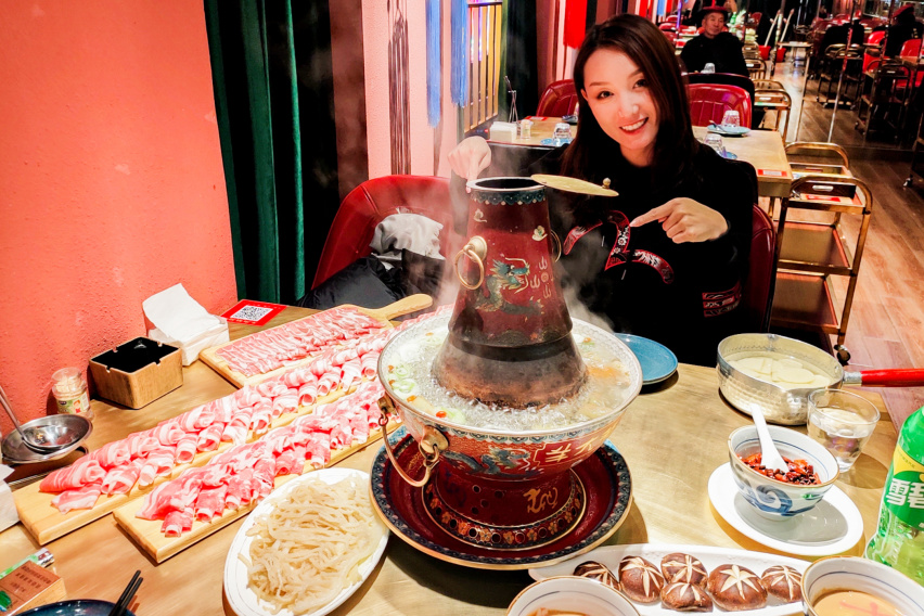 长续航拓展生活半径 昂希诺纯电动崇礼滑雪试驾体验