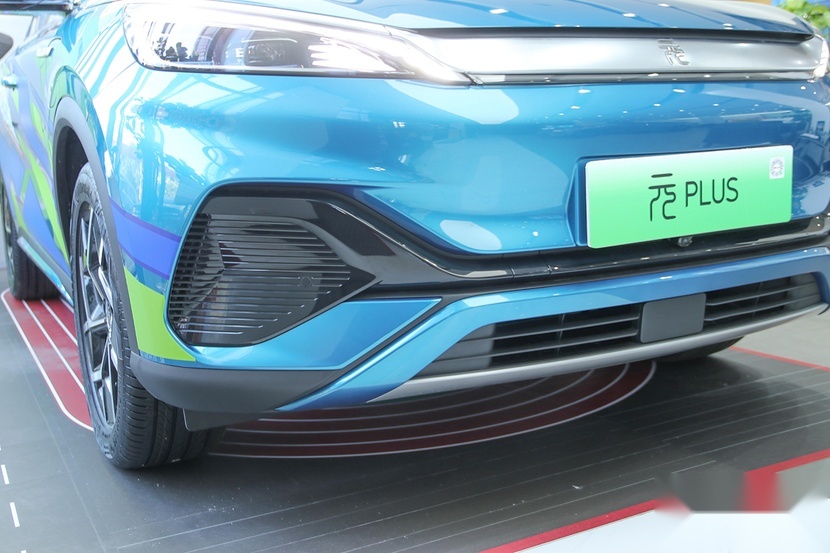 个性纯电紧凑型SUV 元PLUS到店实拍 13.18万元起售