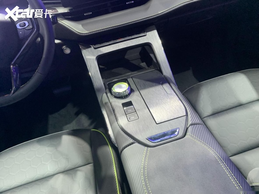 哈弗H6S正式上市，售13.89万元起，燃油混动选哪个