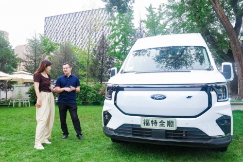 江铃福特商用车意欲扩大市场版图推出全新一代福特全顺、瞄向房车市场
